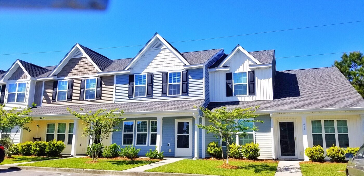 479 Truman Dr in Goose Creek, SC - Building Photo