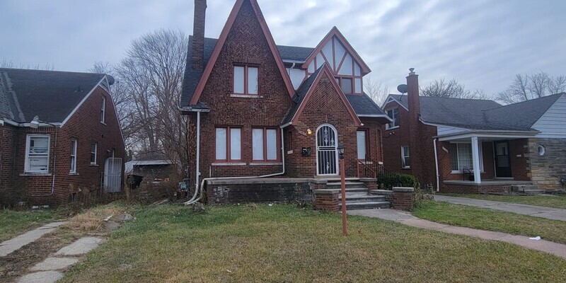 13388 Wilshire Dr in Detroit, MI - Building Photo