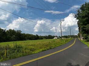 1239 Salford St in Harleysville, PA - Building Photo - Building Photo