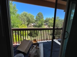 157 Calle Ojo Feliz, Unit O in Santa Fe, NM - Foto de edificio - Building Photo