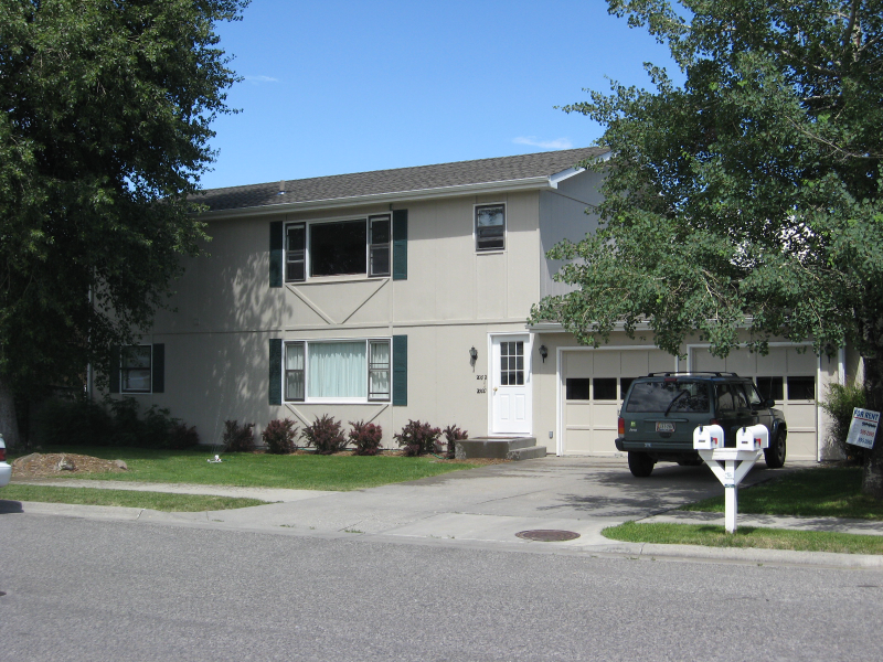 2000-2002 S Black Ave in Bozeman, MT - Building Photo