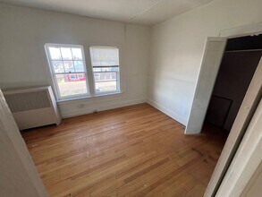 1630 1st Ave NE in Cedar Rapids, IA - Building Photo - Building Photo