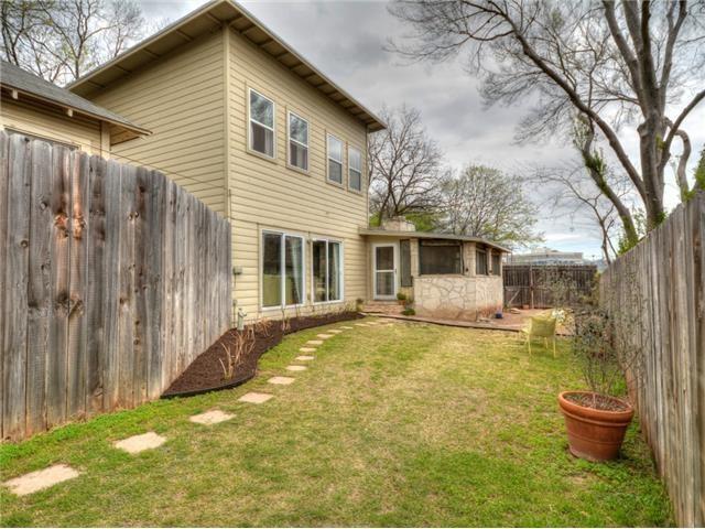 1504 W 34th St in Austin, TX - Foto de edificio