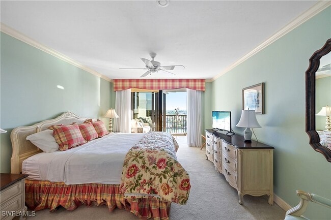 2400 Gulf Shore Blvd N