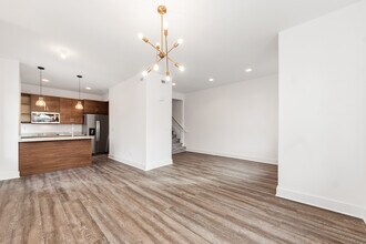 298 Wilson Ave in Columbus, OH - Building Photo - Building Photo