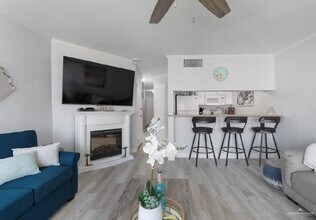 16 Padre Blvd in South Padre Island, TX - Building Photo - Building Photo