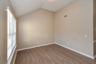 4140 Clarks Tr in Douglasville, GA - Building Photo - Building Photo