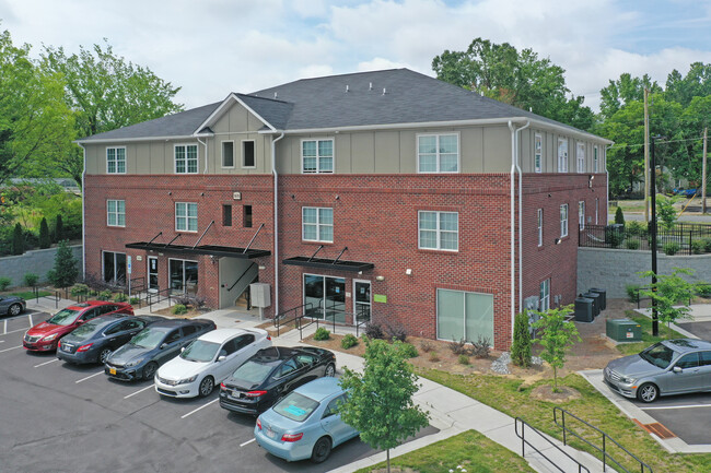 University Landing II in Greensboro, NC - Building Photo - Building Photo