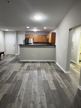 3716 Cotswold Ave, Unit V in Greensboro, NC - Building Photo - Building Photo