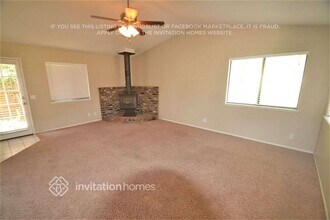 20827 Calwood St in Santa Clarita, CA - Foto de edificio - Building Photo