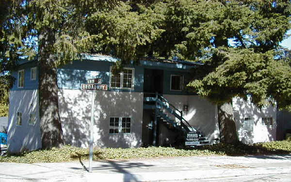 98 Broadway in Los Gatos, CA - Building Photo