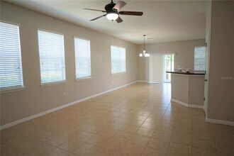 8945 Moonlit Meadows Loop in Riverview, FL - Building Photo - Building Photo
