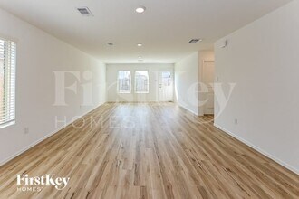 8814 Bar Hbr Dr in Baytown, TX - Building Photo - Building Photo