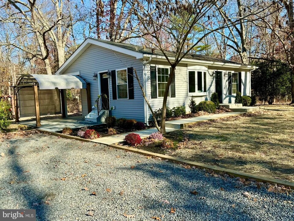 25 Cramer Rd in Tabernacle, NJ - Building Photo