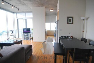 1720 S Michigan Ave, Unit 303 in Chicago, IL - Building Photo - Building Photo