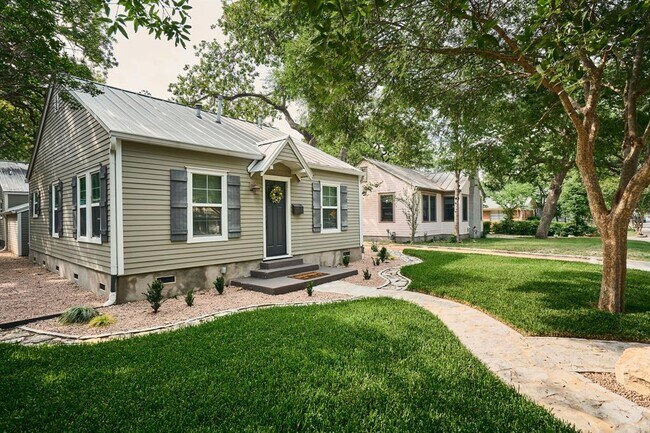 3207 Lafayette Ave in Austin, TX - Building Photo - Building Photo