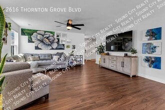 2616 Thornton Grove Blvd in Nashville, TN - Foto de edificio - Building Photo