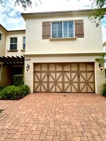 2024 Foxtail View Ct in West Palm Beach, FL - Building Photo
