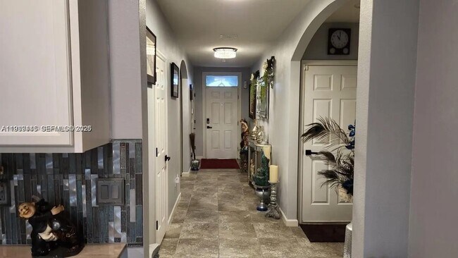 2271 Arlington Dr SW in Vero Beach, FL - Building Photo - Building Photo