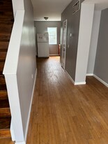 400 Farrow St in Baltimore, MD - Building Photo