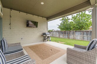 640 Nett in New Braunfels, TX - Building Photo - Building Photo