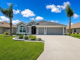3942 Zenith Lp in the Villages, FL - Building Photo