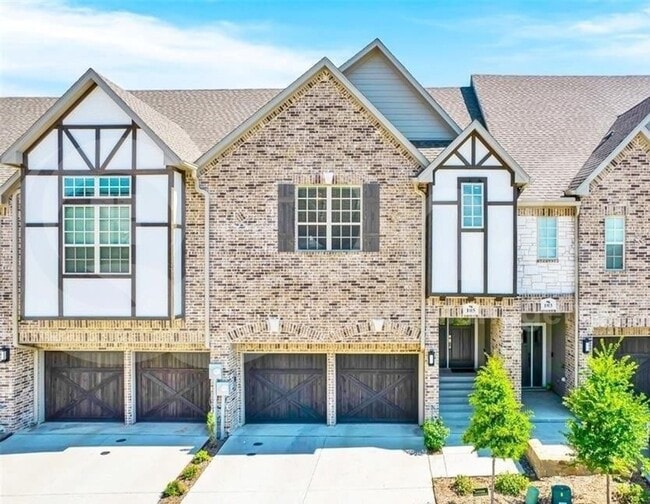 2232 Southwick Dr