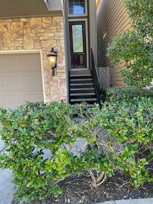 property at 2605 Almeda Forest Ct