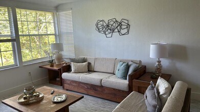 1408 Palm Beach Trace Dr in Royal Palm Beach, FL - Building Photo - Building Photo