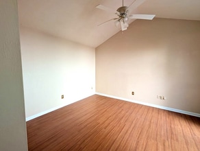 1736 Augustine Pl in Tallahassee, FL - Building Photo - Building Photo