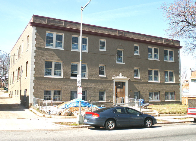 410 15th St NE in Washington, DC - Building Photo - Building Photo