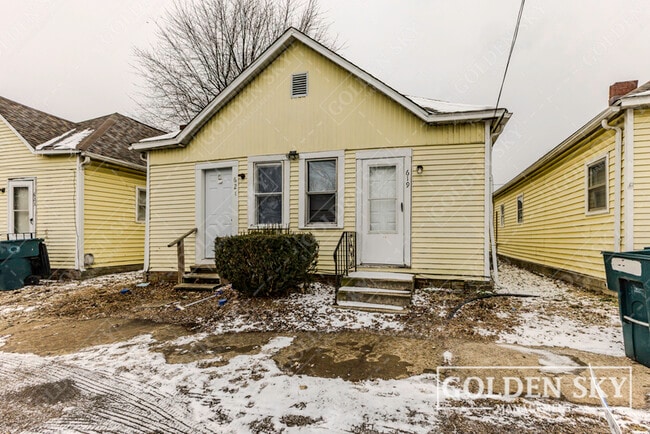 property at 619 S Mound St