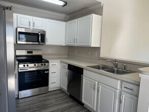 4808 Brookside Ln in Myrtle Beach, SC - Building Photo - Building Photo