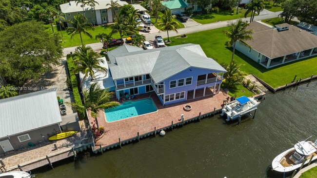 property at 474 Peninsula Dr