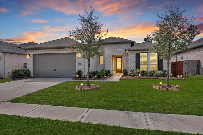 122 S Wild Petunia Trl in Montgomery, TX - Building Photo - Building Photo