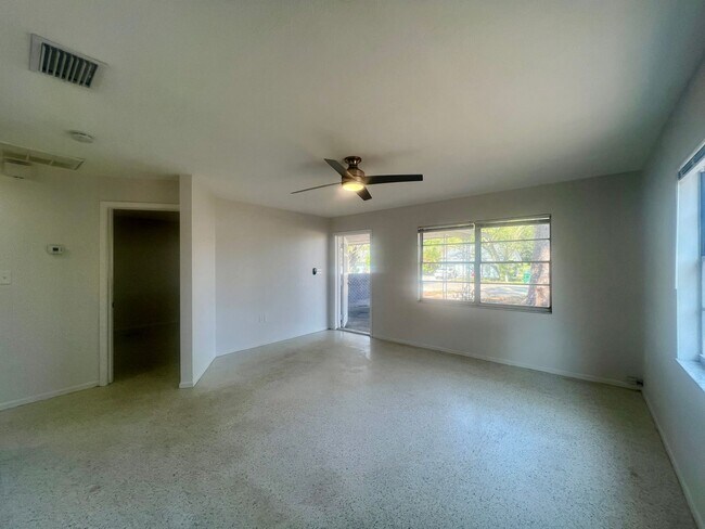 2912 24th St W in Bradenton, FL - Building Photo - Building Photo