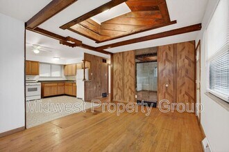 1156 Cove Ln in St. Louis, MO - Building Photo - Building Photo