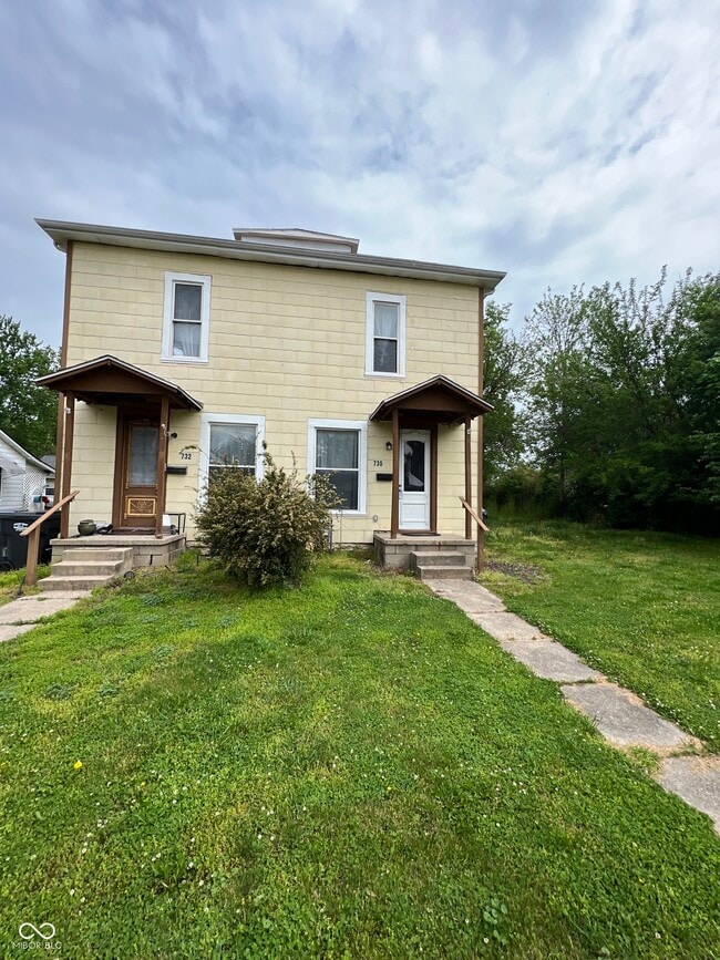 property at 730 W 9th St