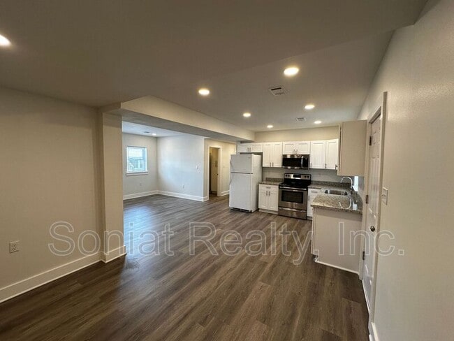 3302 Nashville Ave in New Orleans, LA - Building Photo - Building Photo