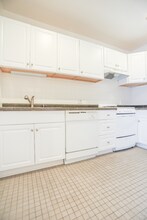 168 W Menomonee St in Chicago, IL - Building Photo - Building Photo