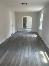 13709 S School St in Riverdale, IL - Foto de edificio - Building Photo