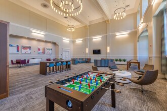 Residences @ Malden Station in Malden, MA - Foto de edificio - Interior Photo