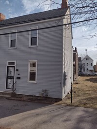 341-343 Rennig St in Pittsburgh, PA - Building Photo - Building Photo