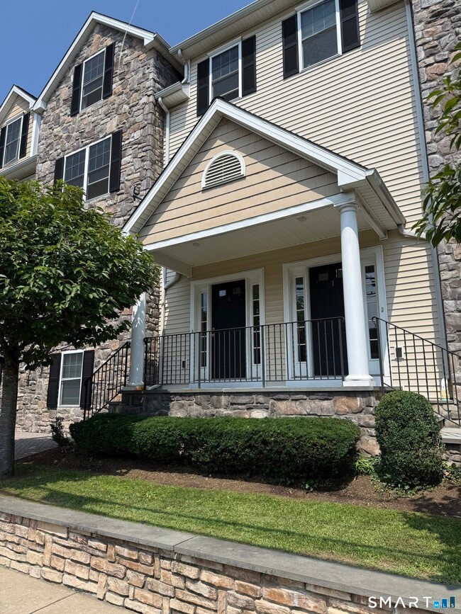 property at 1707 Summer St