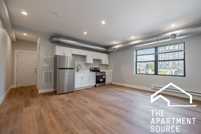 property at 1219 W Devon Ave