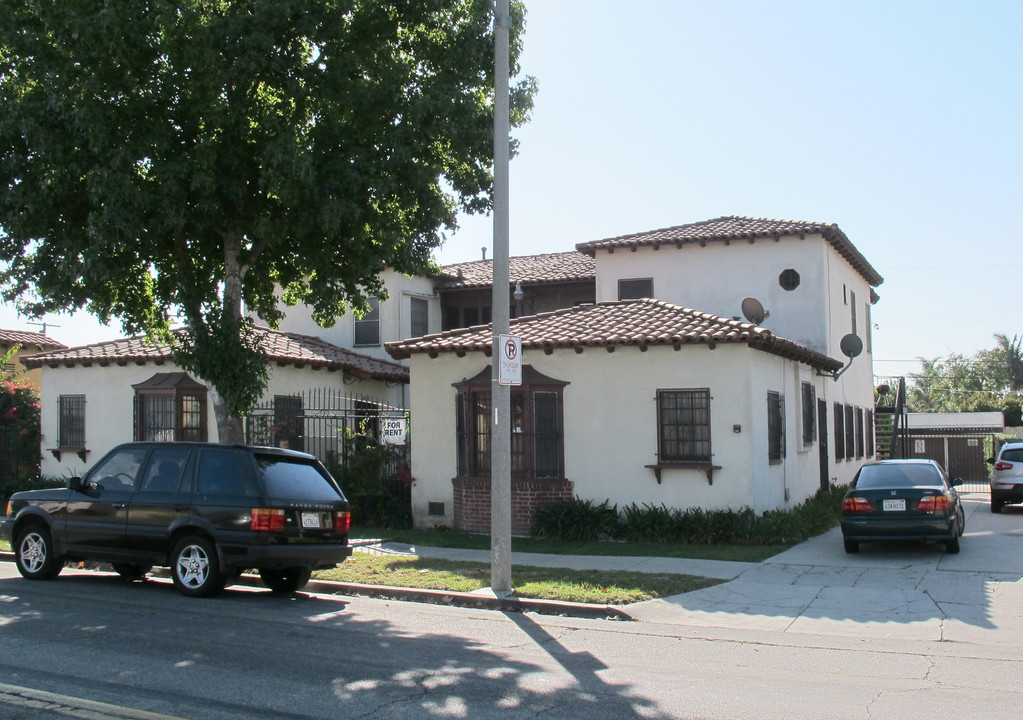 1048 E Hyde Park Blvd in Inglewood, CA - Building Photo