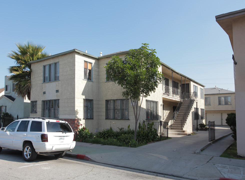 7002 Templeton St in Huntington Park, CA - Building Photo