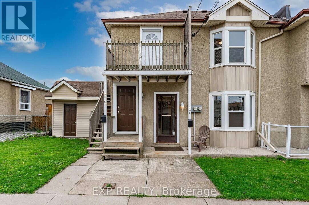 128-128 Britannia Ave in Hamilton, ON - Building Photo