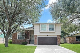 5134 Smokey River Dr in Katy, TX - Building Photo