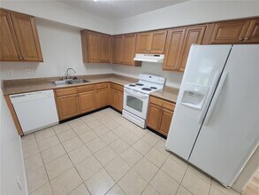 22775 Penny Loop in Land O Lakes, FL - Building Photo - Building Photo